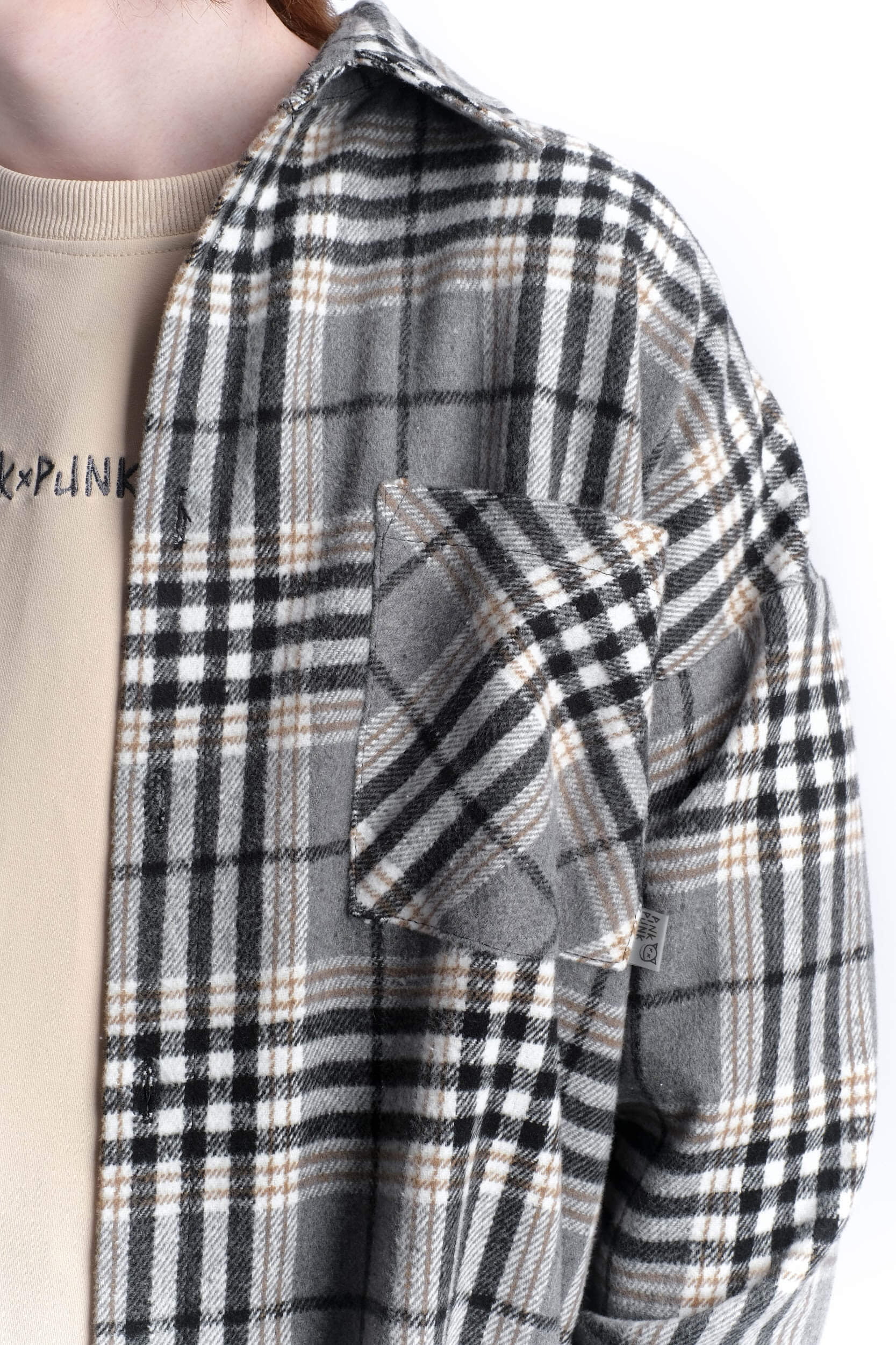 <p>An oversized shirt with a designer yoke solution. Plaid is always in fashion, just in different ways.</p><p>Composition: 5% wool 48% viscose 47% polyester</p>
